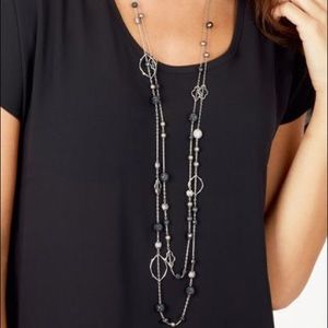 Stella & Dot Neve Station Necklace
